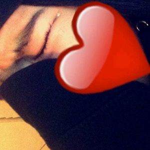 Meet your Posher, Adelina